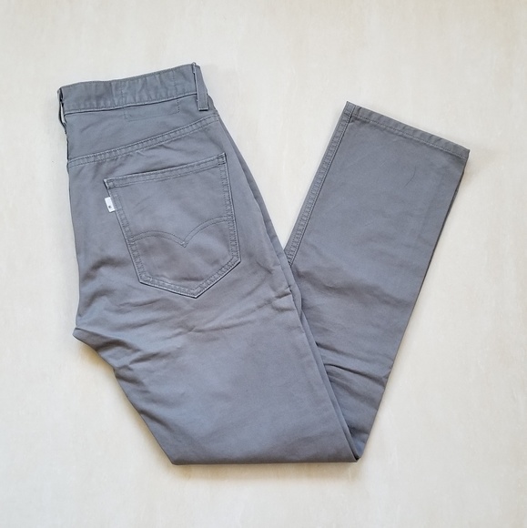 levi's gray pants